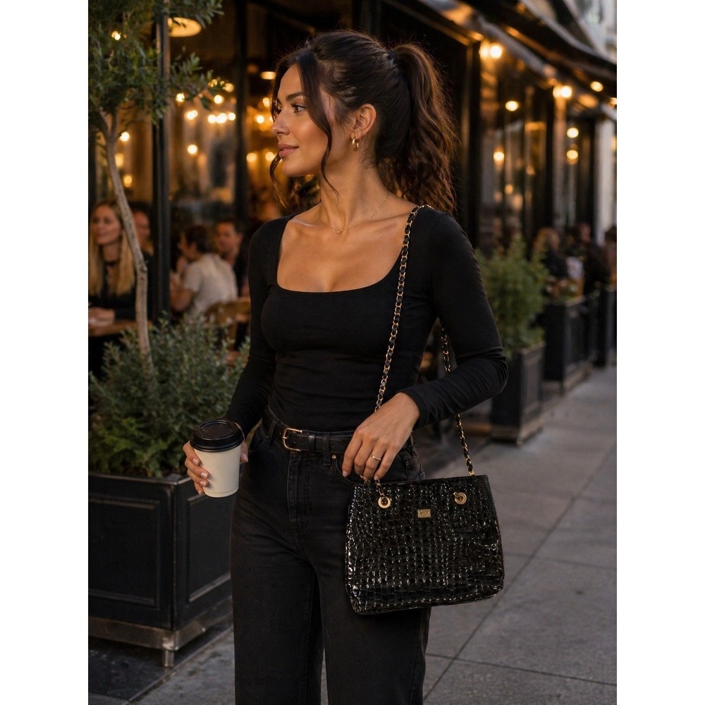 Studio Shoulder Bag‎ Black Excellent Croc Embossed Patent Leather Chain Strap